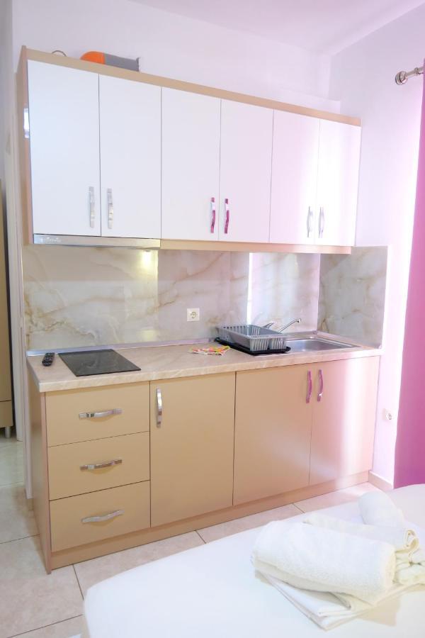 Vila Unique Aparthotel Ksamil Bagian luar foto