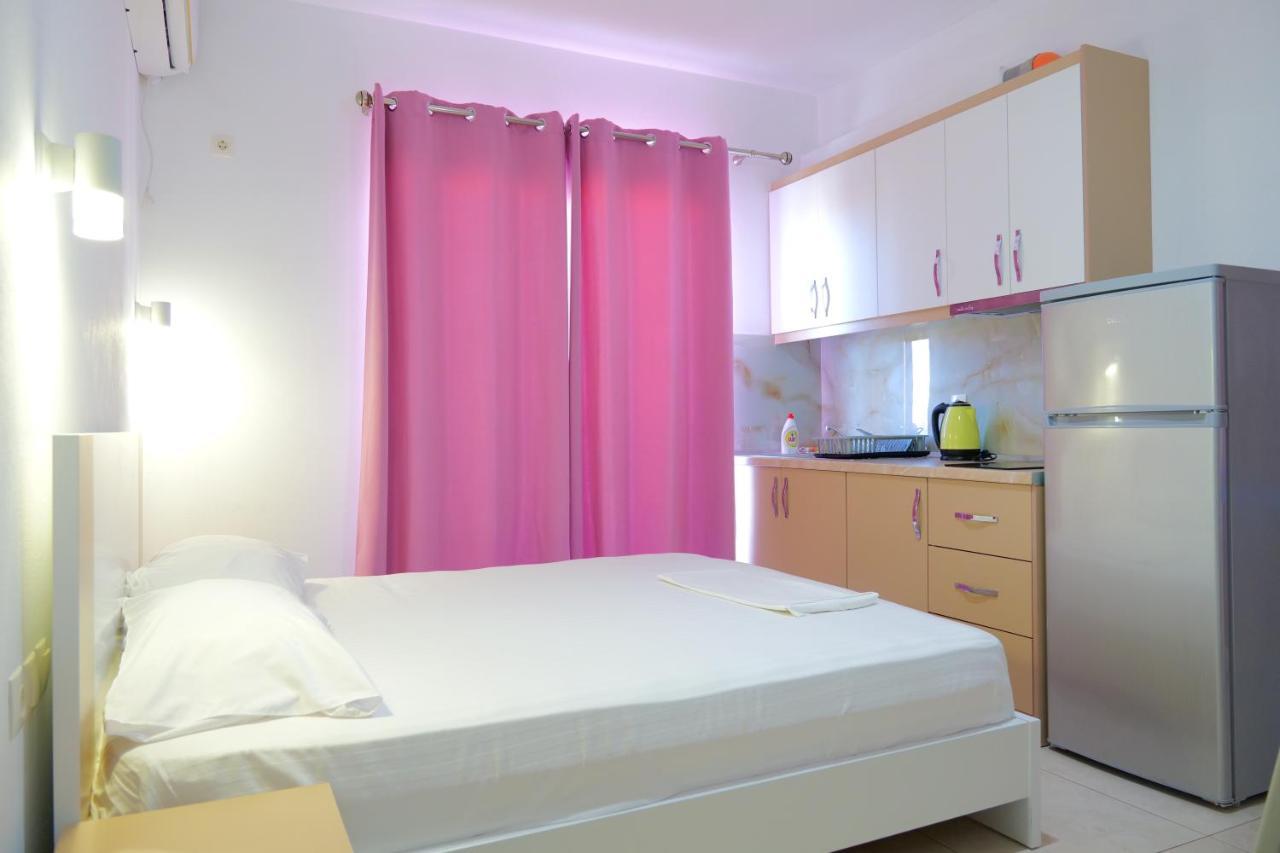 Vila Unique Aparthotel Ksamil Bagian luar foto