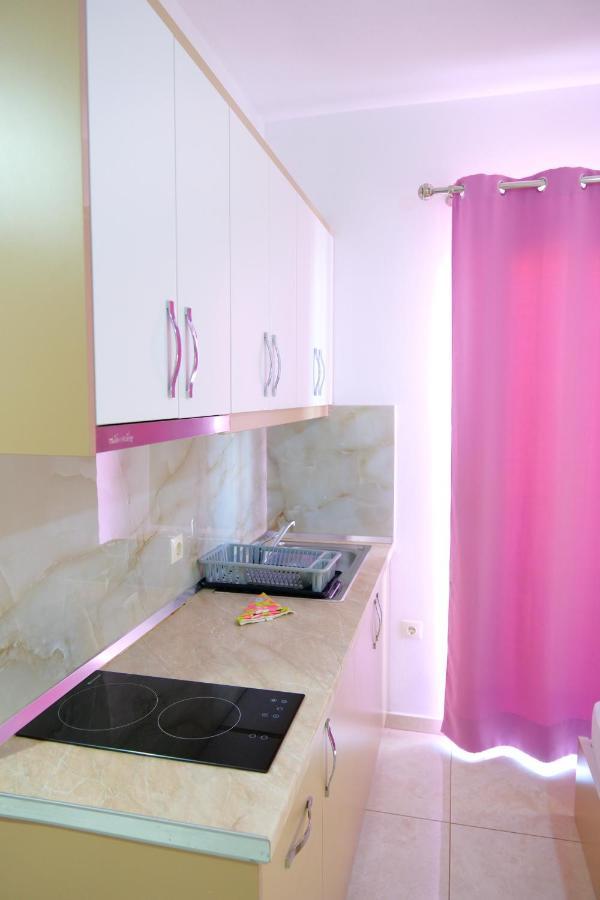 Vila Unique Aparthotel Ksamil Bagian luar foto