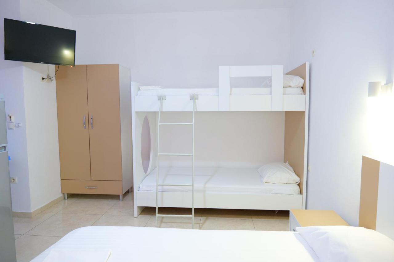 Vila Unique Aparthotel Ksamil Bagian luar foto